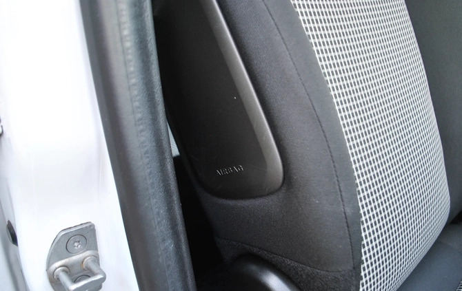 Renault Twingo cena 29555 przebieg: 43000, rok produkcji 2015 z Przedecz małe 781